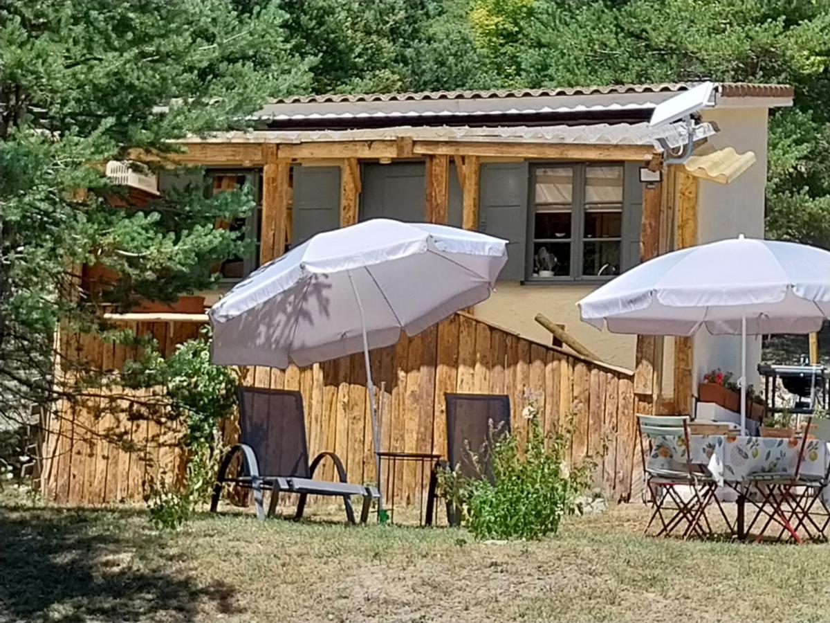 Petit Studio Dans La Prairie Saint-Auban  外观 照片